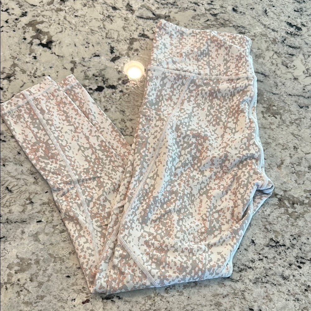Stylish Athleta Leggings - Pink and Gray